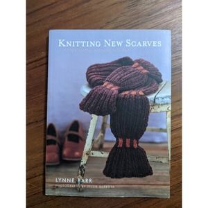 Knitting New Scarves by Lynne Barr Book